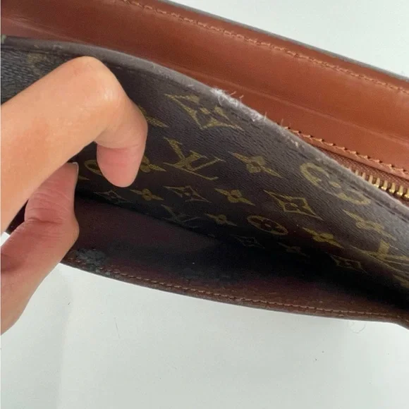 LOUIS VUITTON Monogram Pochette Homme Clutch Bag EUC🤎💛🤎💛TH0942 - Picture 10 of 12